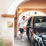 La Mandarine Hotel