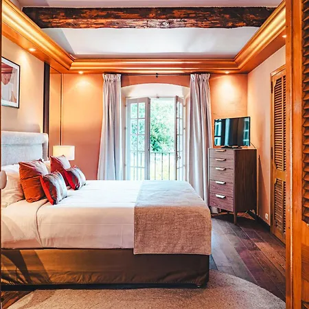 La Mandarine Готель 5*
