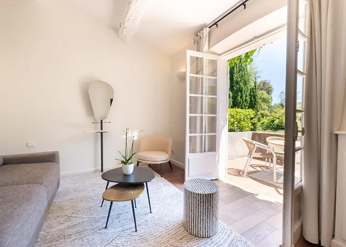 호텔 La Mandarine 5*